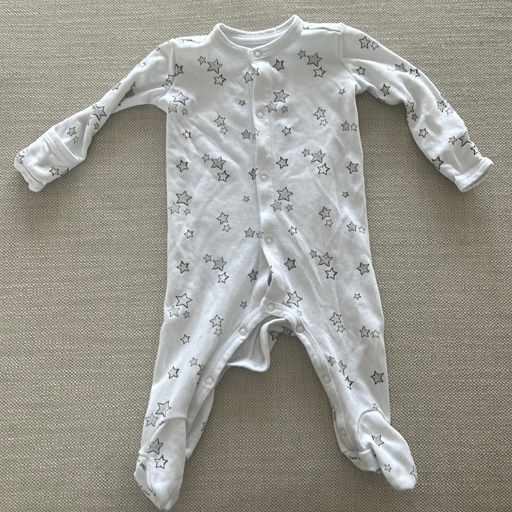 Hart + Land newborn star print footed bodysuit. Like new.